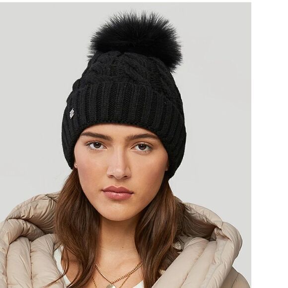 AMALIE SOIA & KYO BEANIE NWT BLACK - Picture 2 of 6
